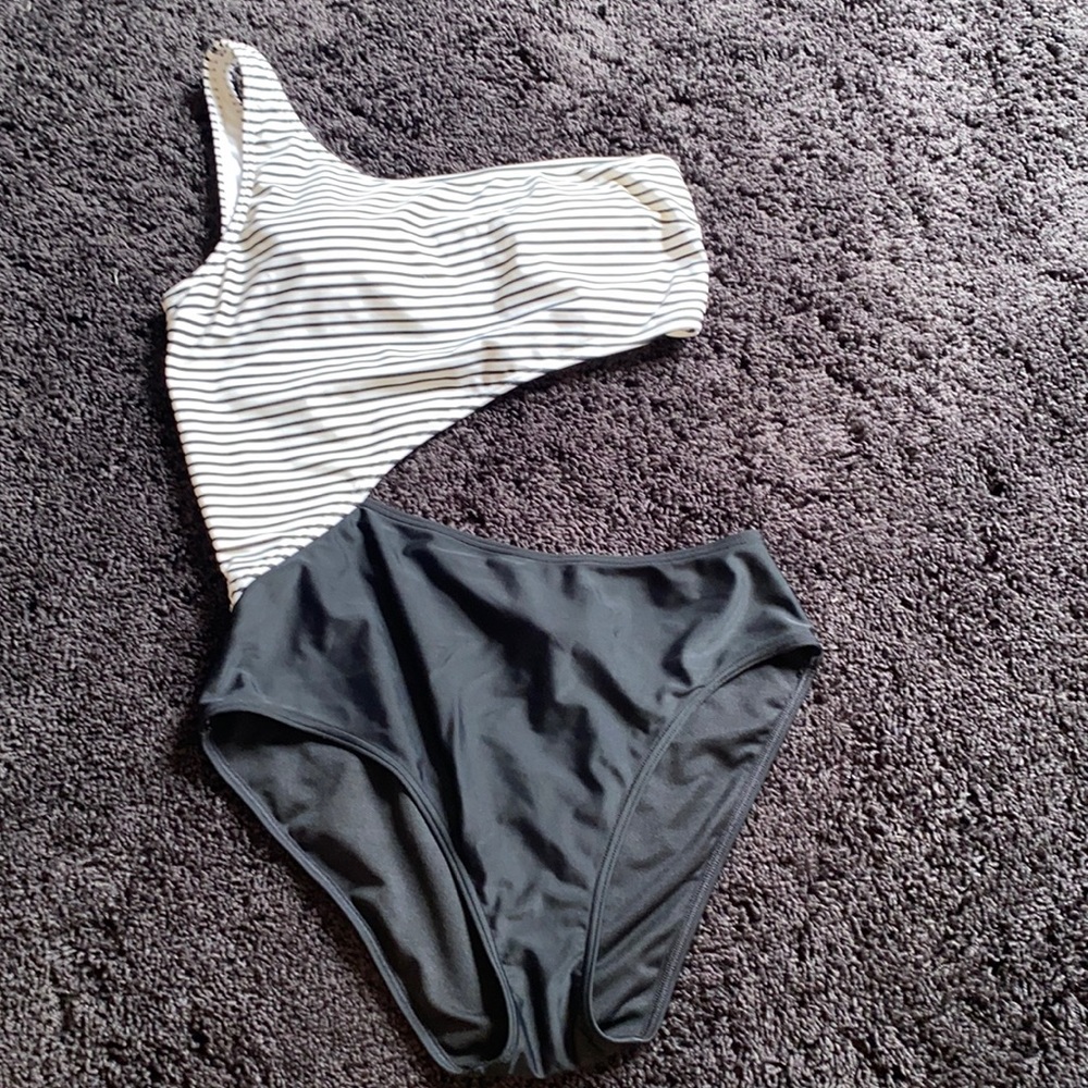 Abercrombie & Finch one piece